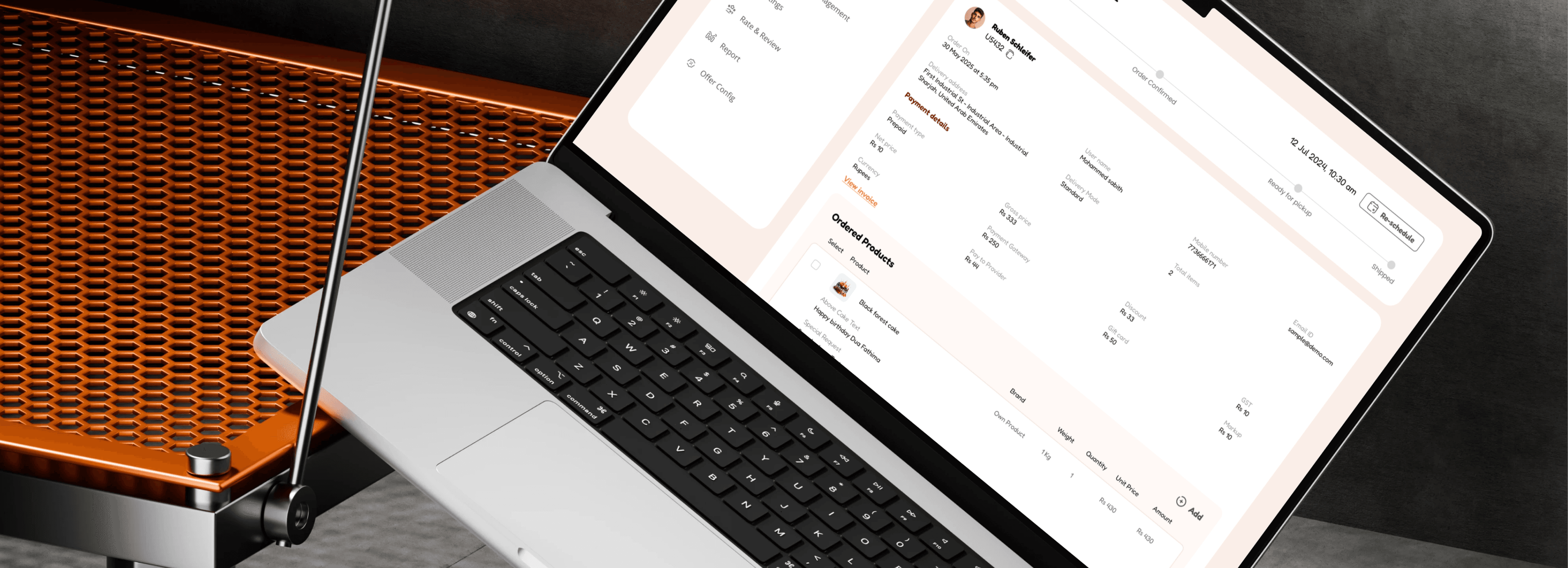 bannerspecify the core ux